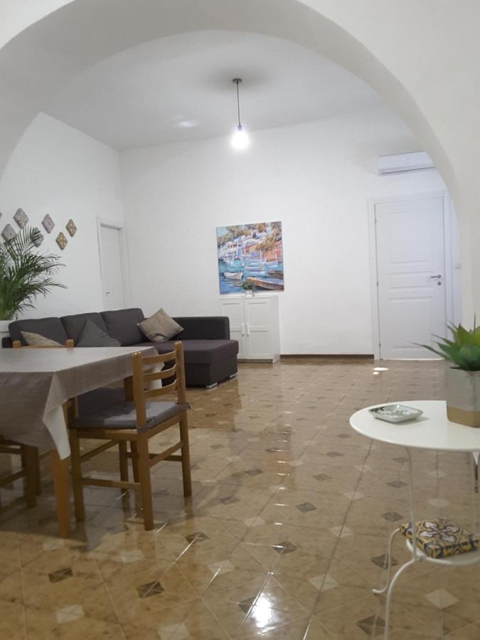Il Centro Storico Apartment Catania Bagian luar foto