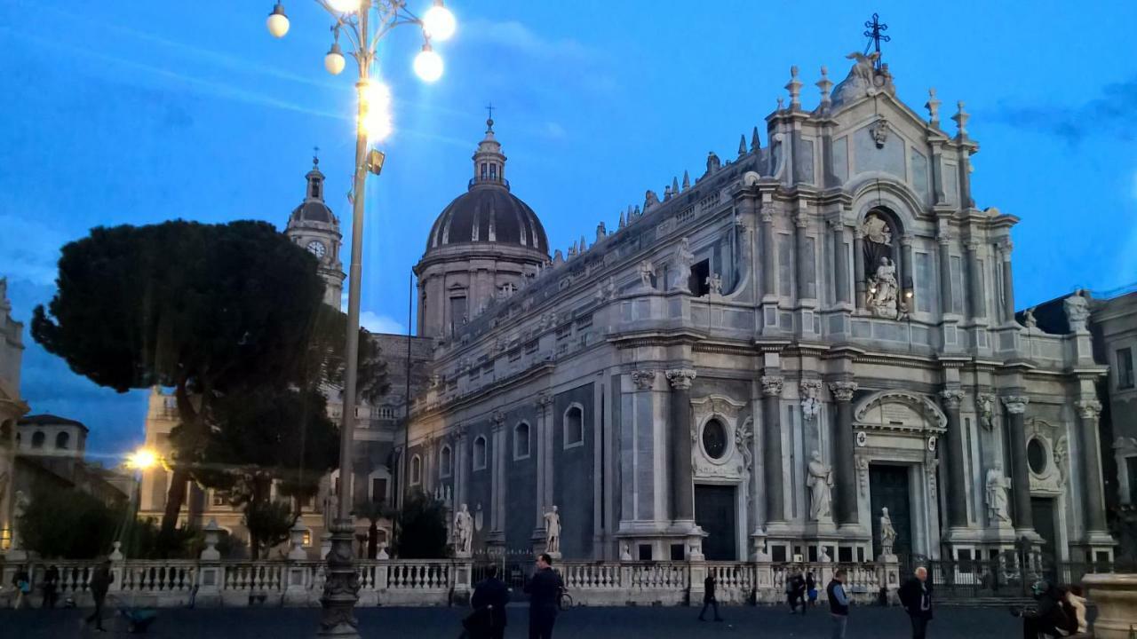 Il Centro Storico Apartment Catania Bagian luar foto